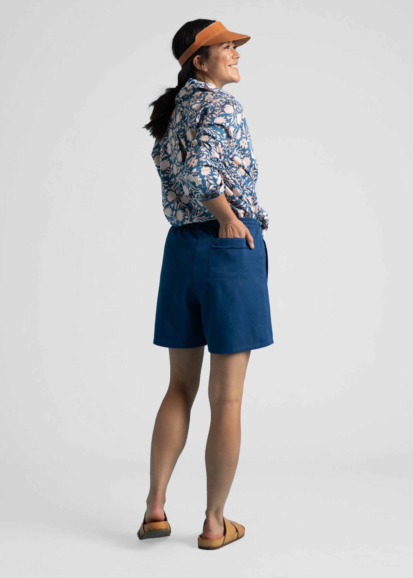 Shore Shorts - True Navy 6 - Back Pocket