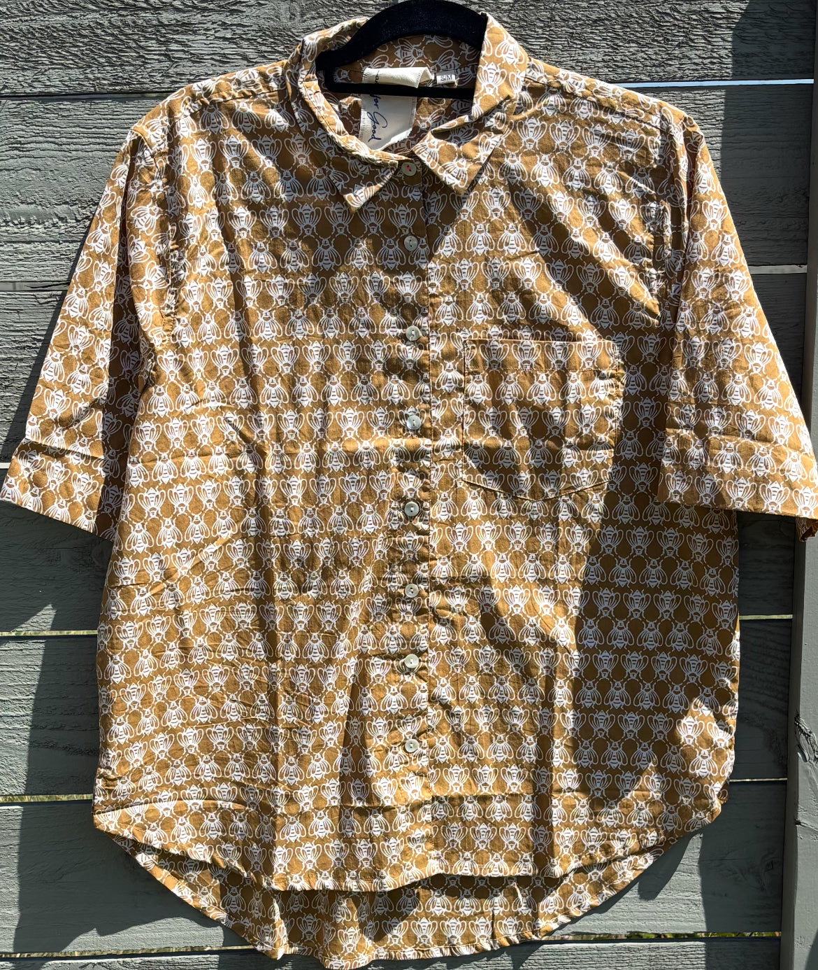 Good Boyfriend Short Sleeve Shirt - Bee Happy Honeycomb 4 - On fence hanging