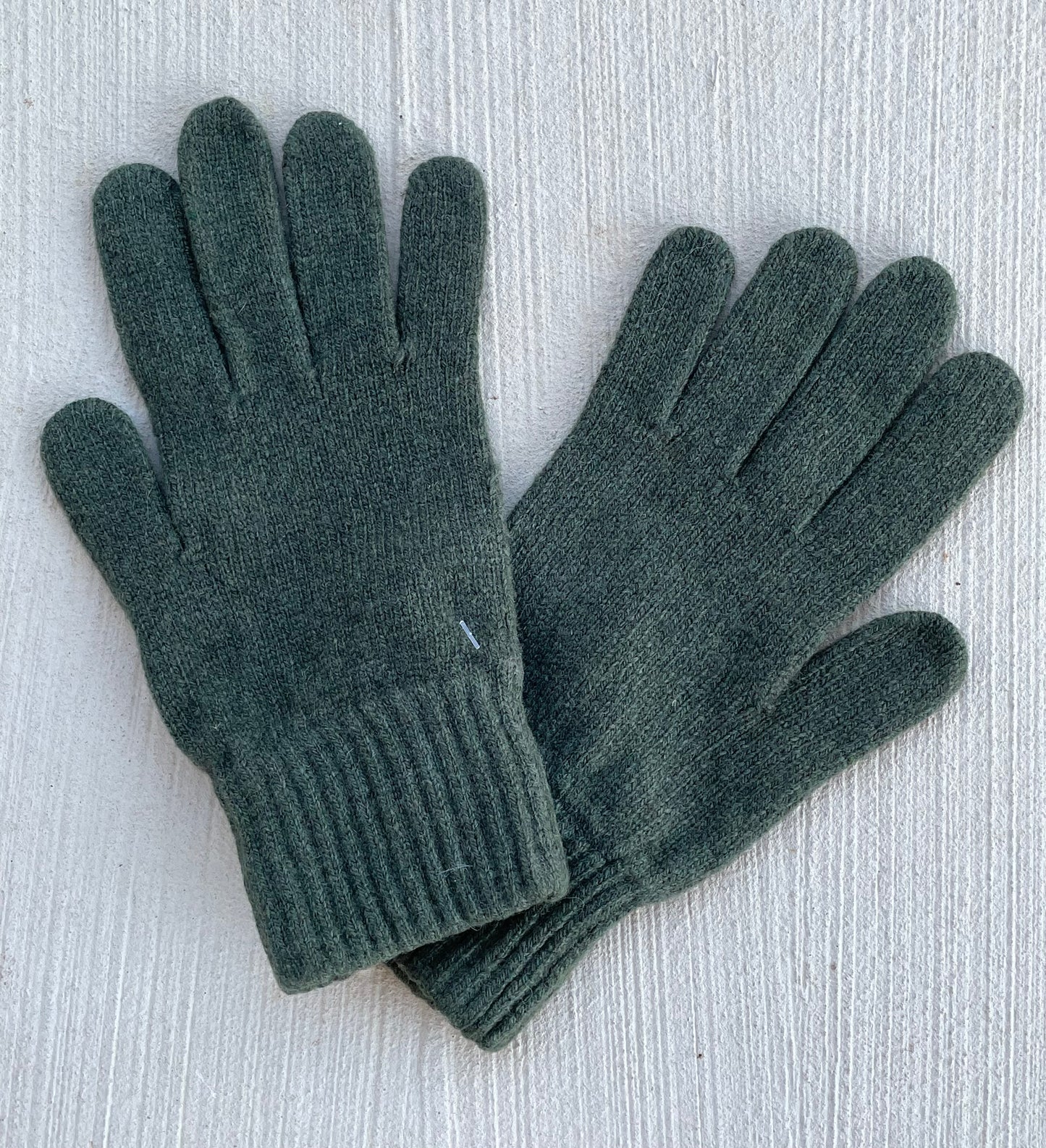 Bedford Recycled Cashmere Gloves Olive