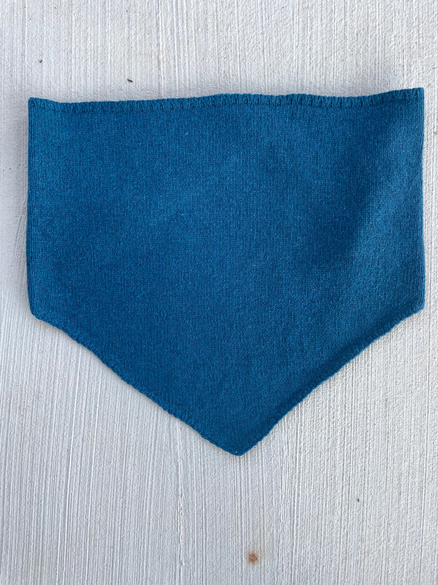 Newport Triangle Recycled Cashmere Scarf - French Teal