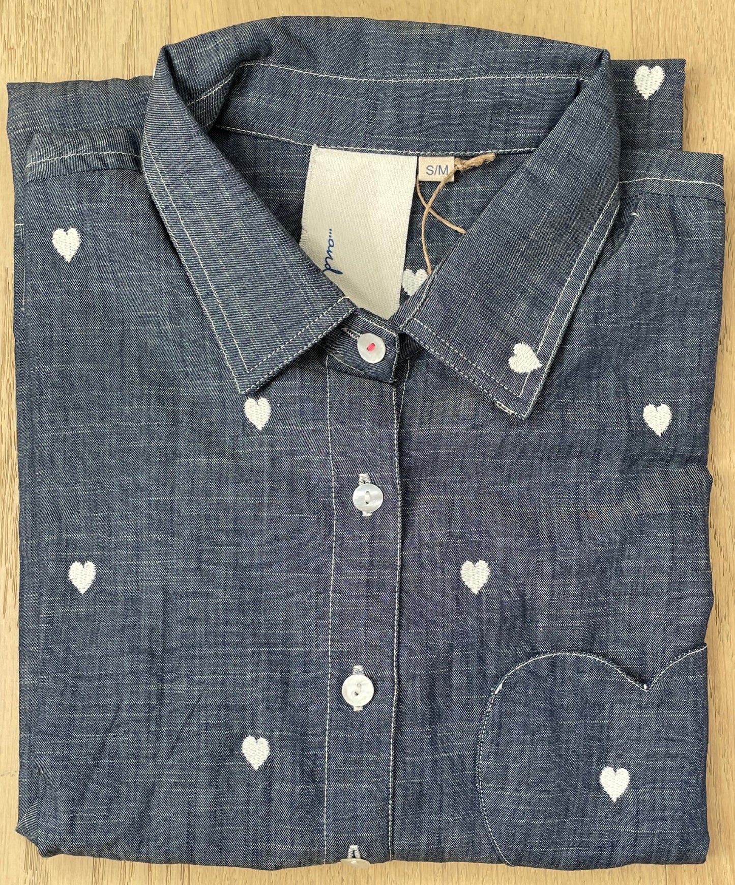 Good Boyfriend Shirt - Hearts Stitch 8 - Flat