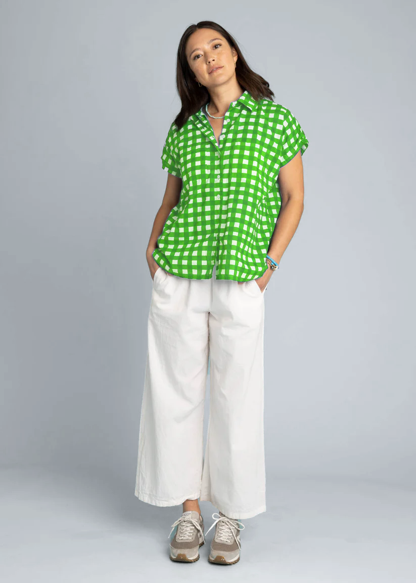 Good Boyfriend Short Sleeve Shirt - Gingham Picnic Kelly Green 2 - Front - Full