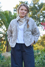 Countryside Quilted Jacket - Pebble