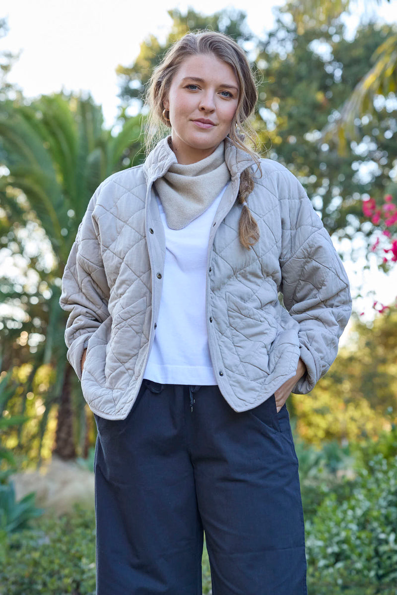 Countryside Quilted Jacket - Pebble