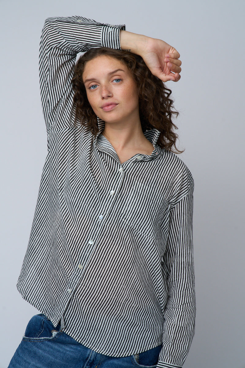 Good Boyfriend Shirt - Menswear Stripe Black