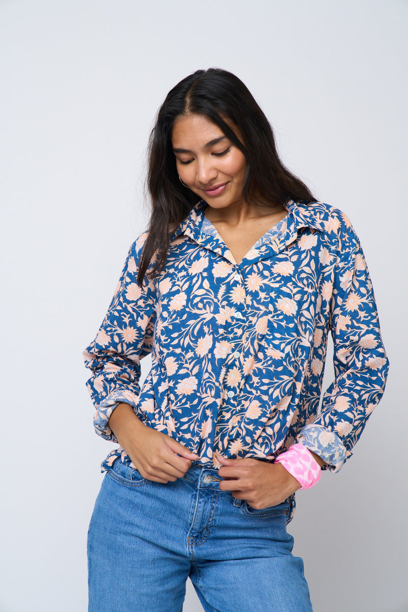 Good Boyfriend Shirt - Floral Escape True Navy & Neon Peach