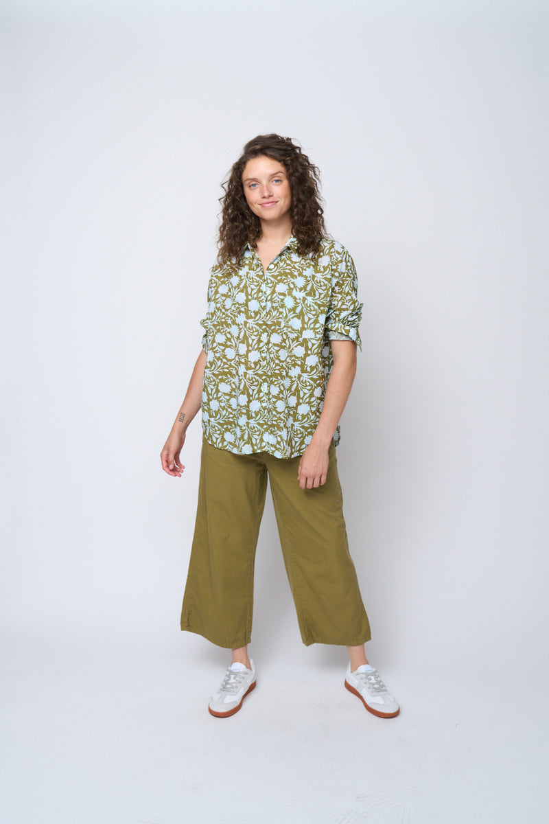 Good Boyfriend Shirt - Floral Escape Olive Oil & Cerulean