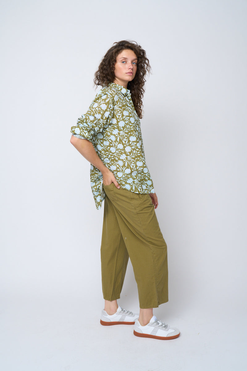 Good Boyfriend Shirt - Floral Escape Olive Oil & Cerulean