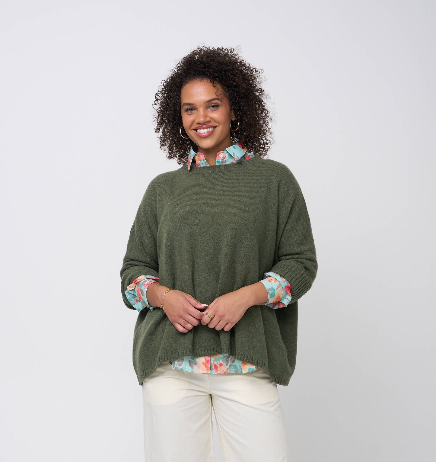 Nantucket Boxy Recycled Cashmere Sweater - Olive Oil 4 - Studio - Front