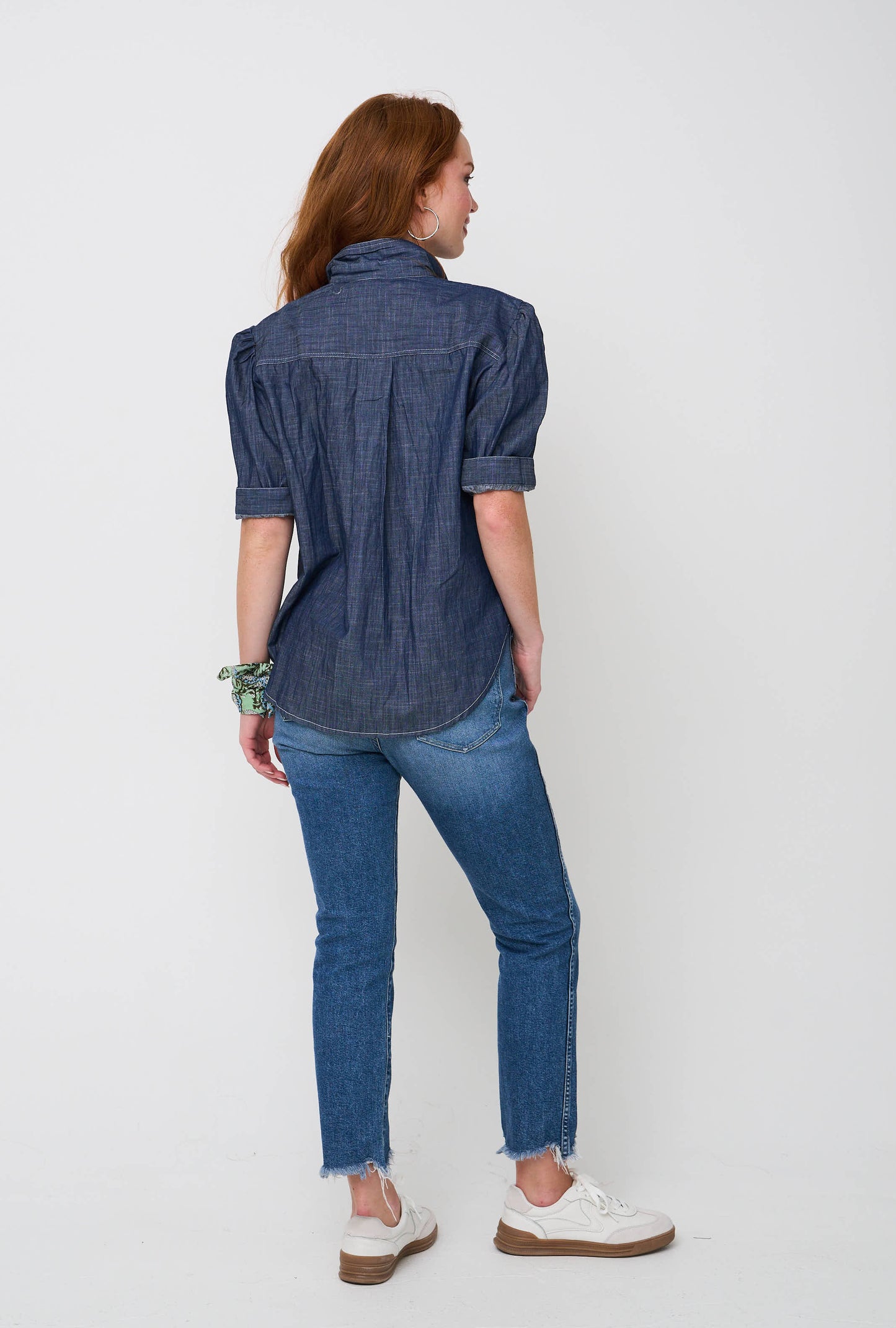 Good Girlfriend Shirt - Dark Denim Wash Chambray 4 - Back