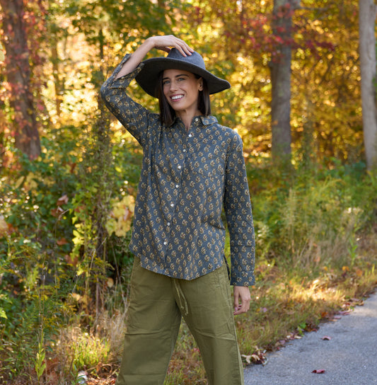 Good Boyfriend Shirt - Rockport Floral Charcoal 1 - Outdoor