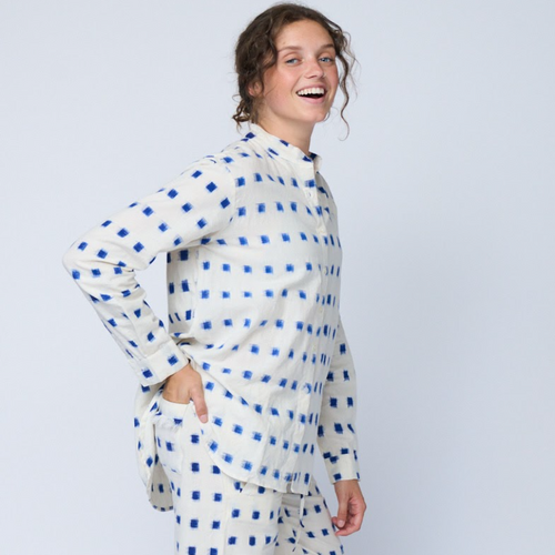 Good Boyfriend Shirt with Mandarin Collar - Ikat Squares Natural Cobalt