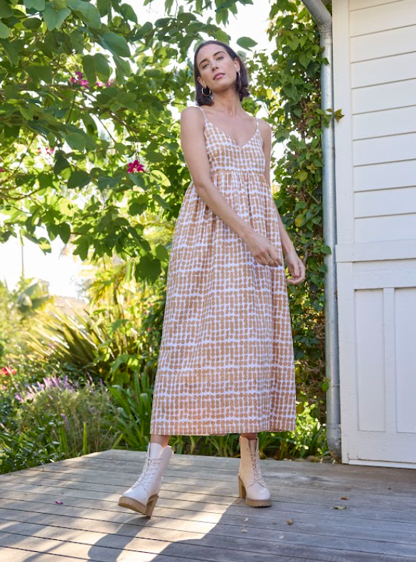 Hamptons Dress - Messy Dot Baked Clay