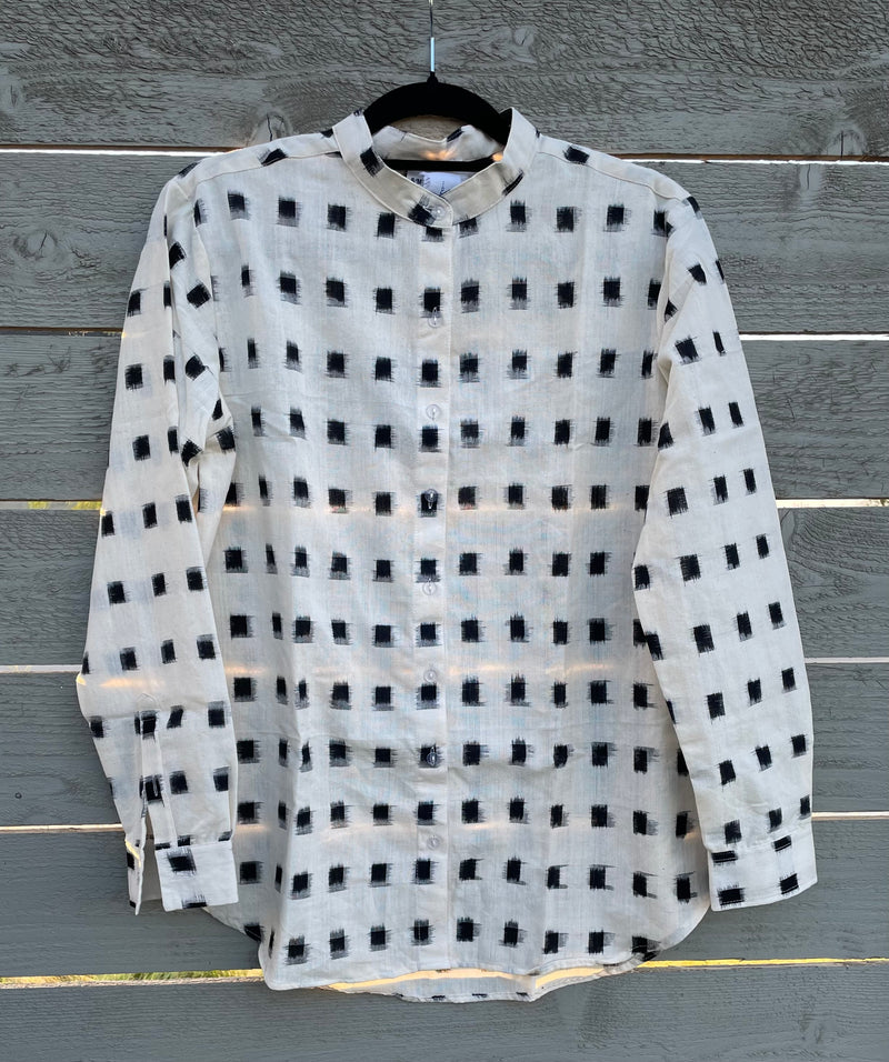 Good Boyfriend Shirt with Mandarin Collar - Ikat Squares