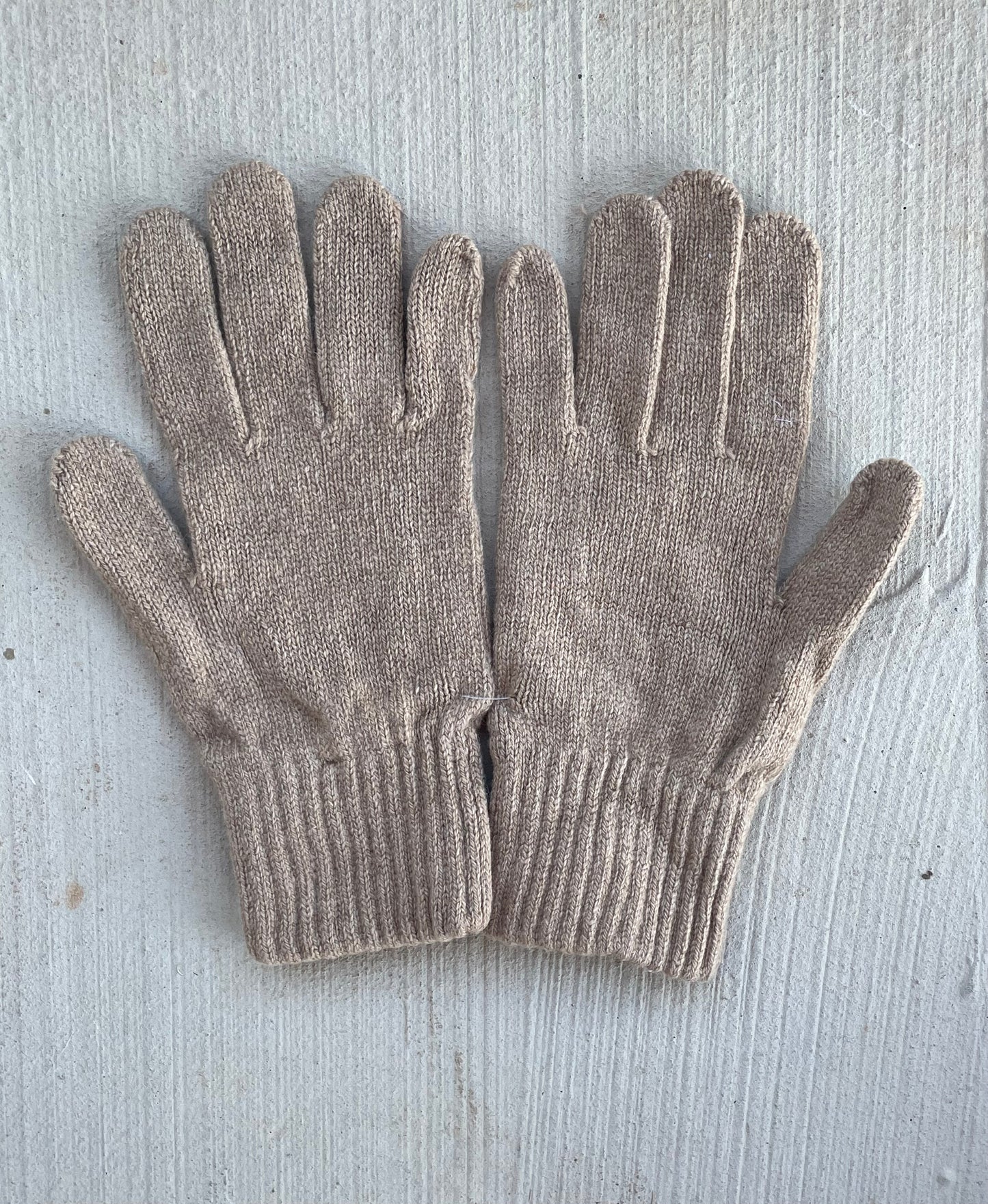 Bedford Recycled Cashmere Gloves Camel