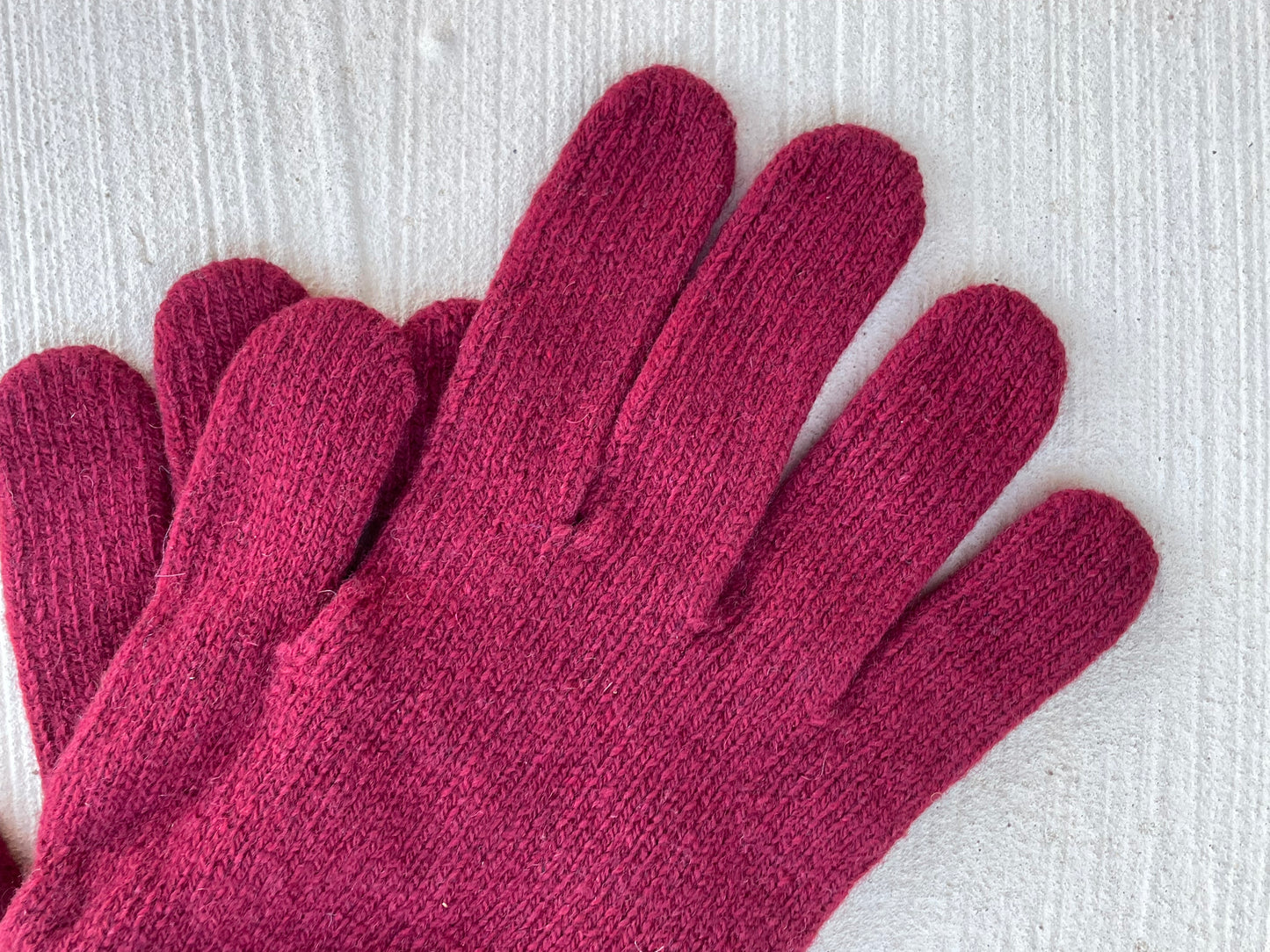 Bedford Recycled Cashmere Gloves Bordeaux