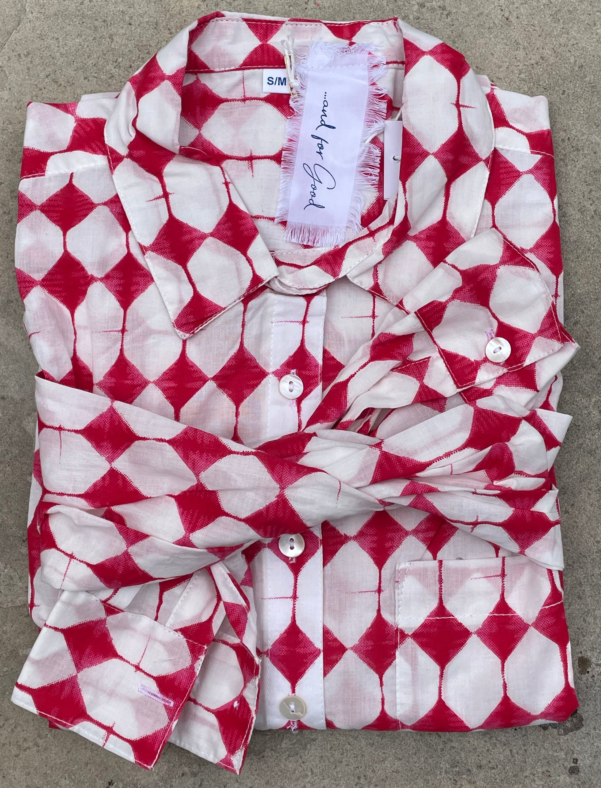 Good Boyfriend Shirt - Shibori Diamonds Rose 2 - Folded