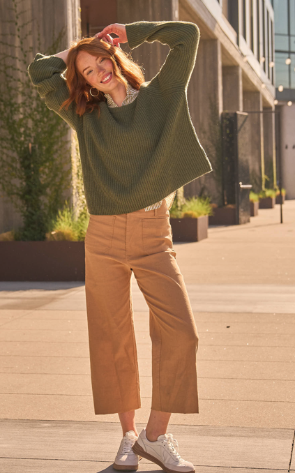 Montauk Shaker Recycled Cashmere Sweater - Olive 4 - Front - Lifestyle